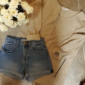 Bar lll High Low Sweater Size L